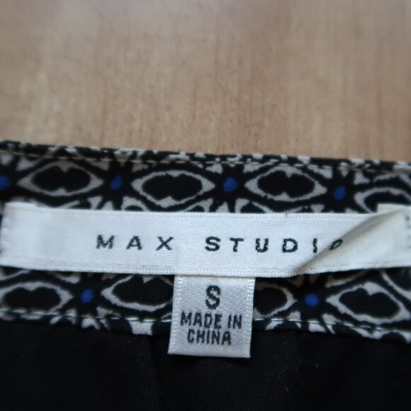 Max Studio Long Sleeve Morocco Print Dress - Picture 6 of 10